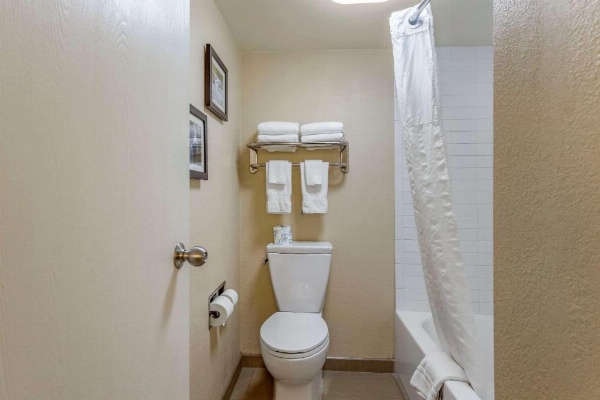 Comfort Inn & Suites Aeropuerto de Little Rock image 17