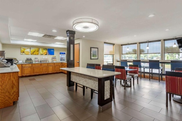 Comfort Inn & Suites Aeropuerto de Little Rock image 27