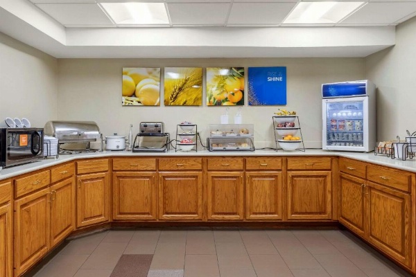 Comfort Inn & Suites Aeropuerto de Little Rock image 28