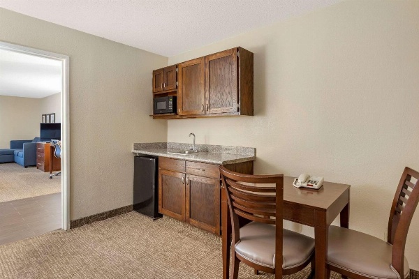 Comfort Inn & Suites Aeropuerto de Little Rock image 6